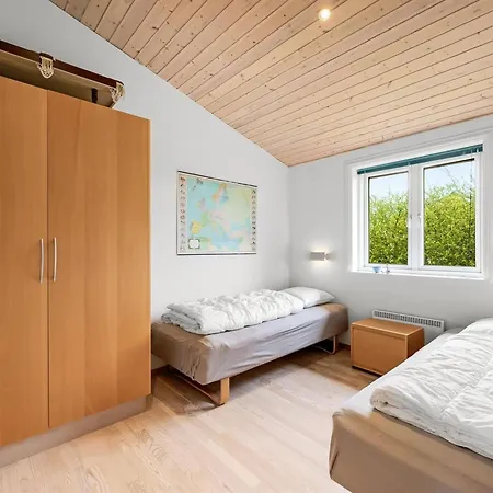 Vakantiehuis Gertrud - 950m To The Fjord By Interhome