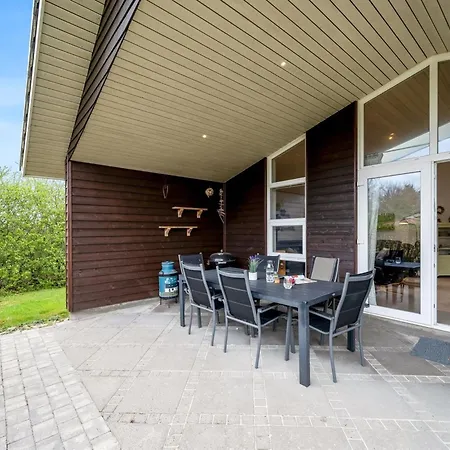 Gertrud - 950m To The Fjord By Interhome *